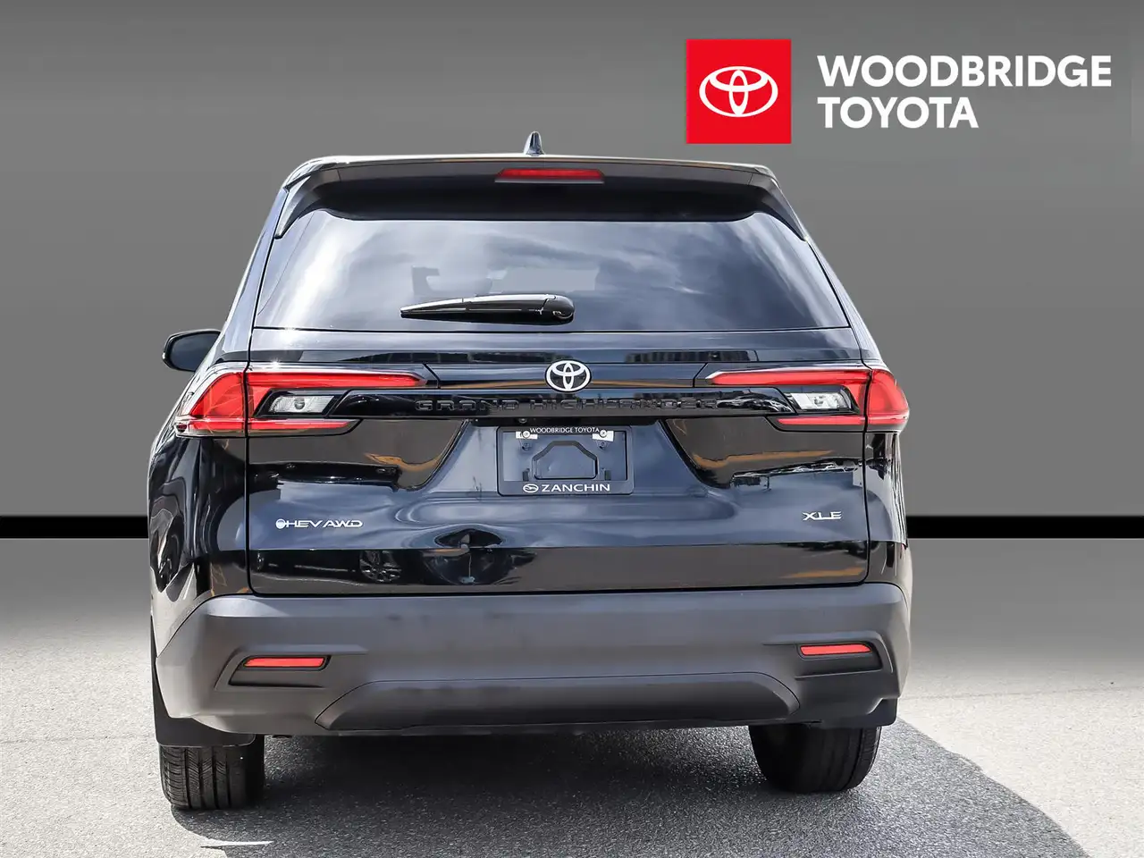 Toyota Grand Highlander снимка Toyota Grand Highlander
