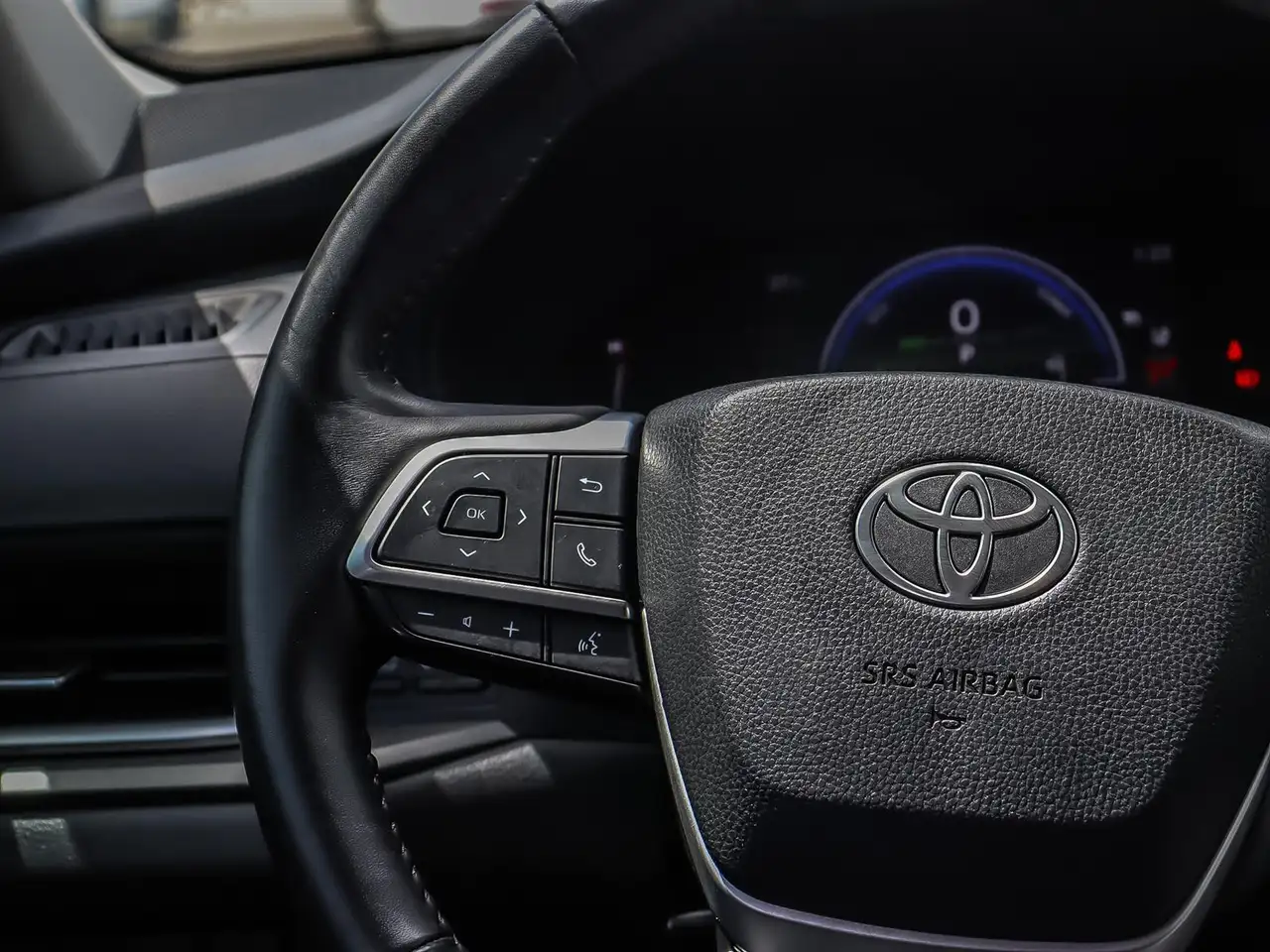 Toyota Grand Highlander снимка Toyota Grand Highlander