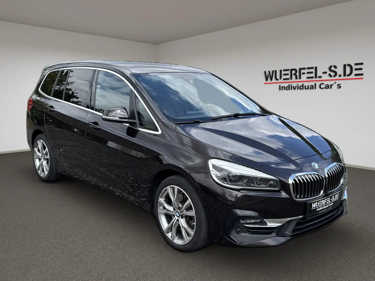 BMW 220 d  Luxury Line+AHK+18"+Kamera+DDC+ACC Brown - 1