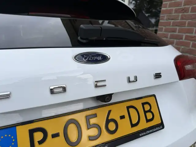 Ford Focus view 7