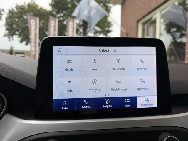 Ford Focus view 20