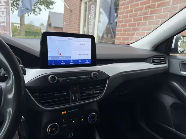 Ford Focus view 29