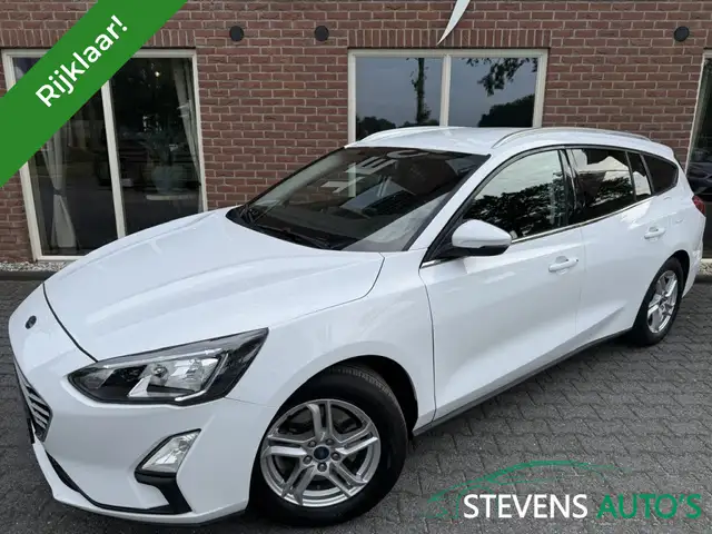 2022 Ford Focus in White for sale