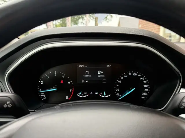 Ford Focus view 14