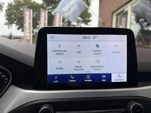 Ford Focus view 21
