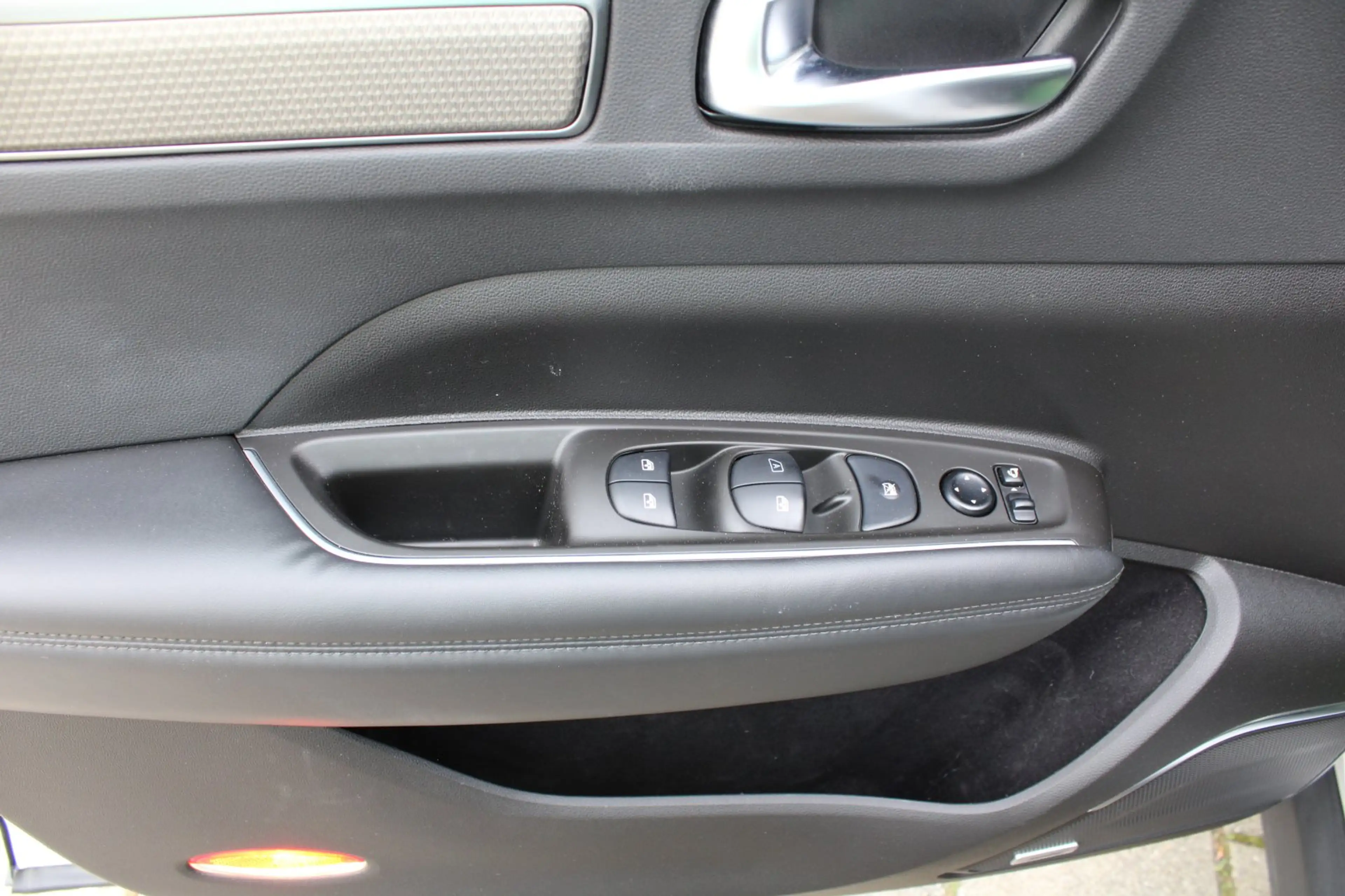 Renault Koleos Energy dCi 175 X-tronic 4WD Initiale Paris Leder N — photo 5