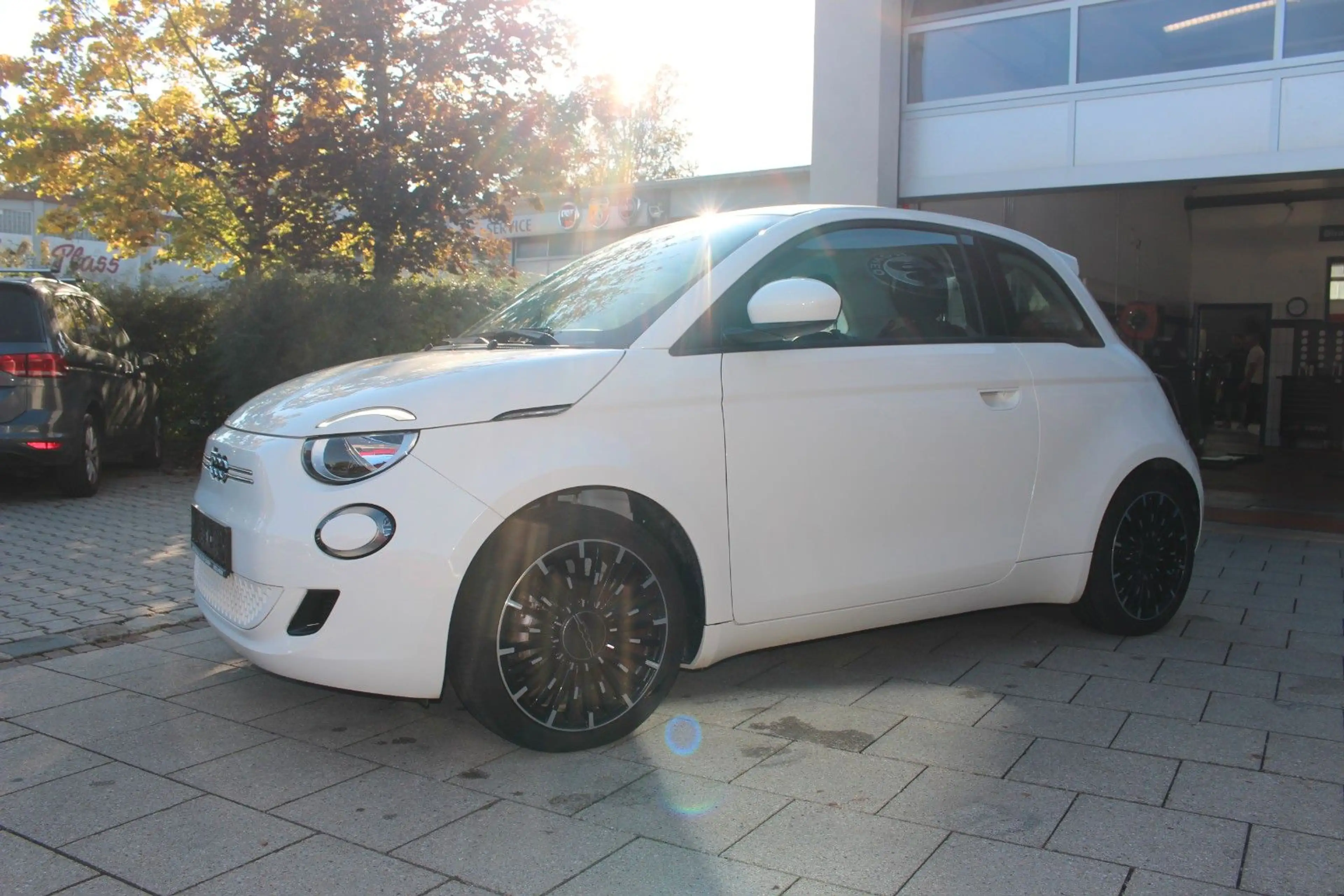 Fiat 500e CARPLAY/SOH 97,3% / 17" ALU