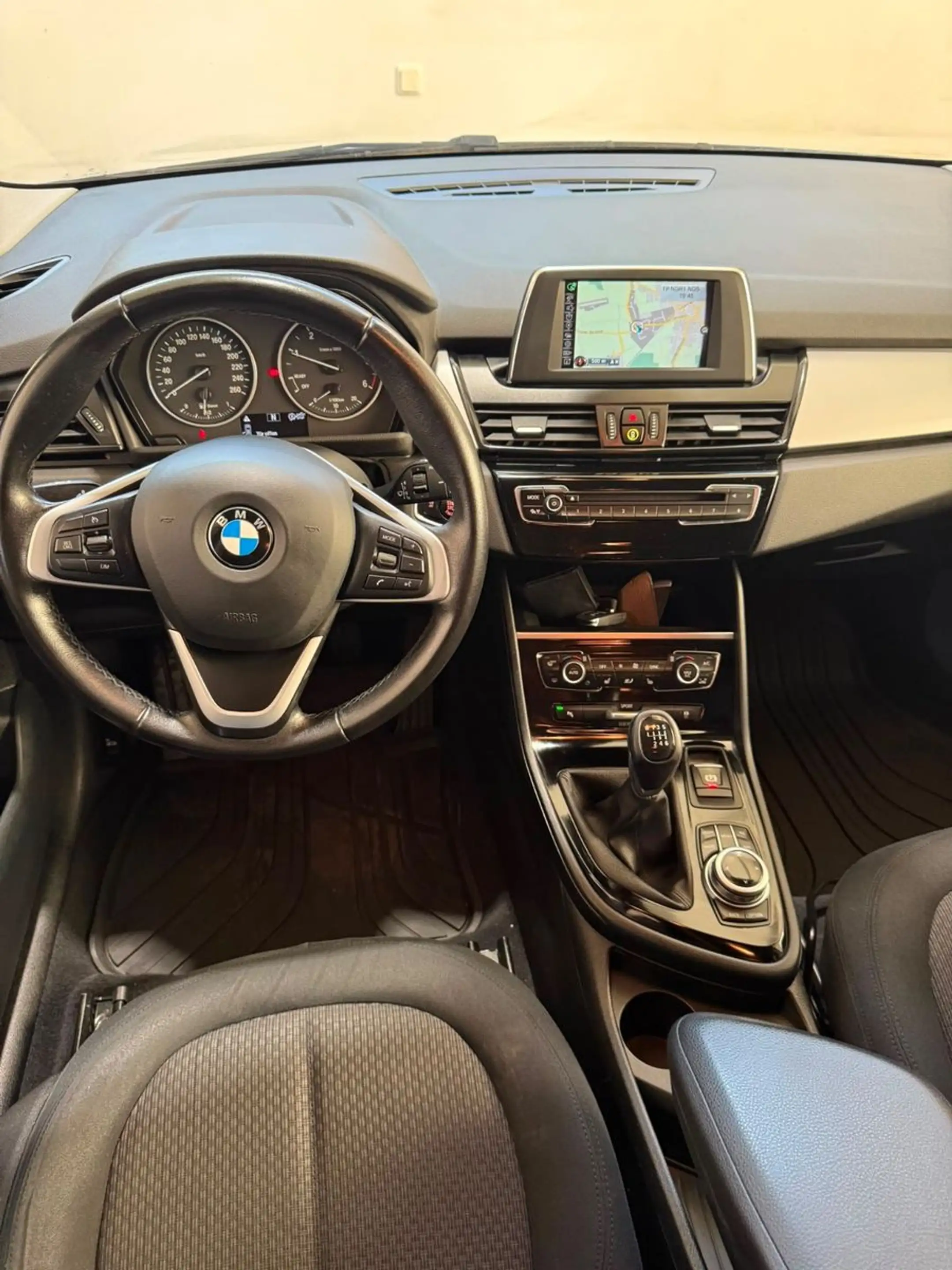 BMW 216 2 Gran Tourer 216d + AHK + 7 Sitzer — photo 9