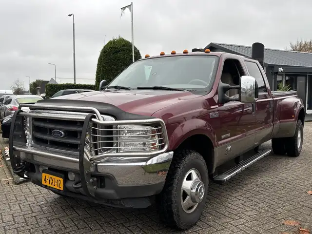 Ford F Super Duty F350 6.0 Turbo Diesel Dually Youngtimer 4X4