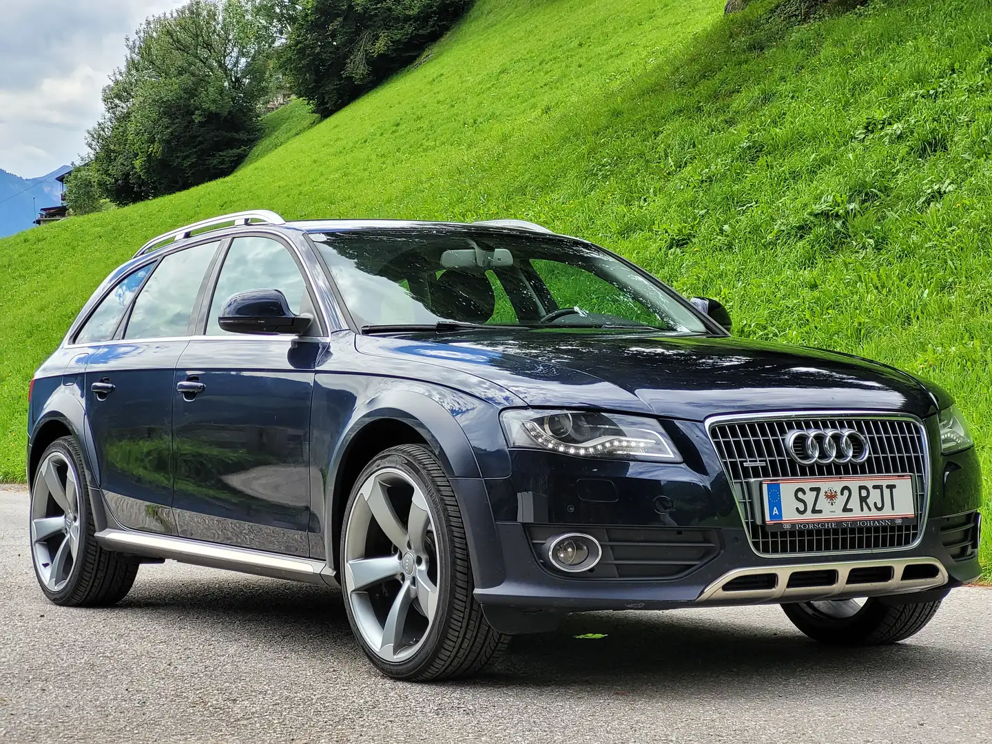 Audi A4 allroad 2,0 TDI quattro DPF Blau - 1