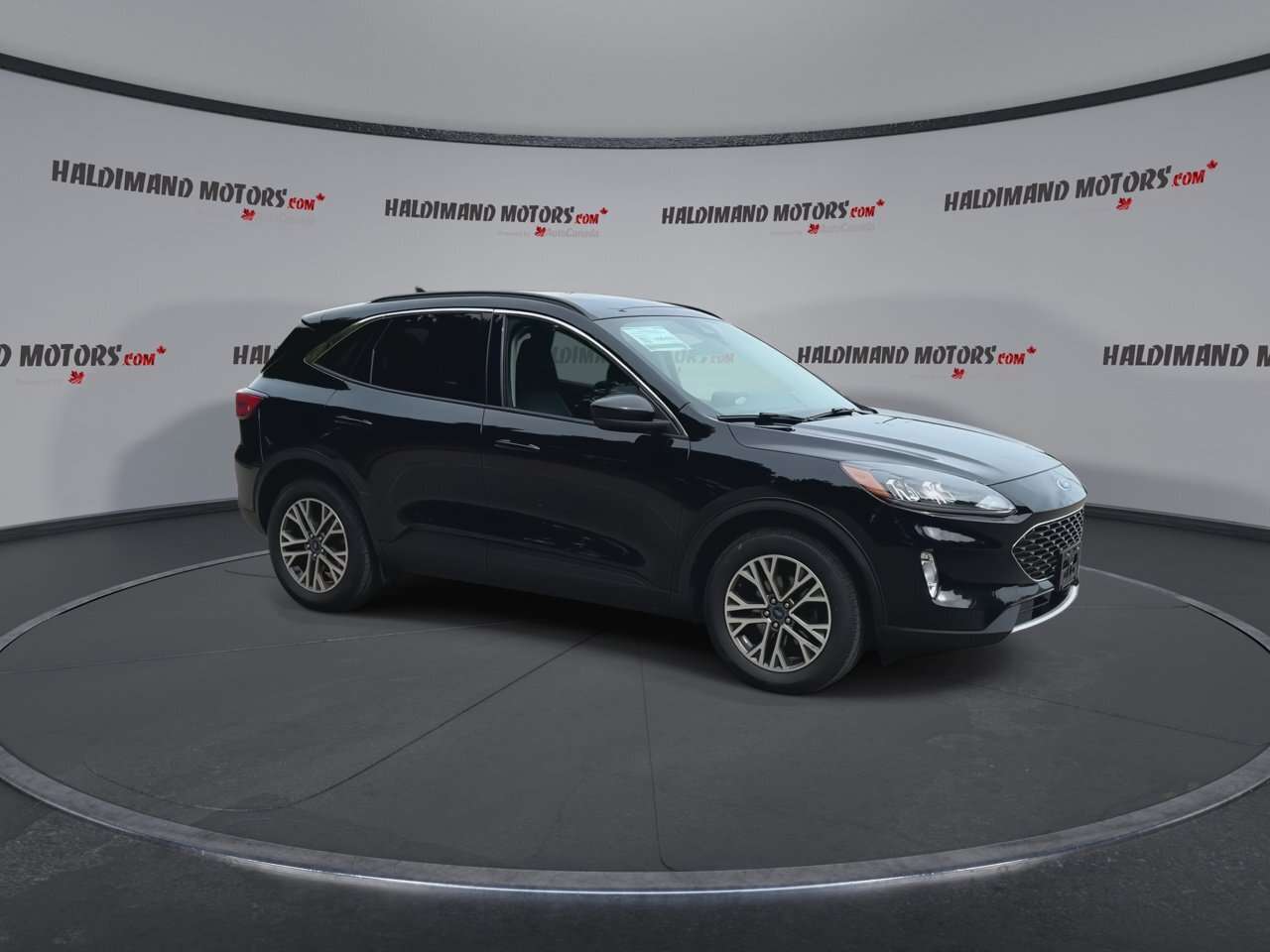 2020 Ford Escape SEL AWD | No Accidents | Leather Seats | Heated St — снимка 1
