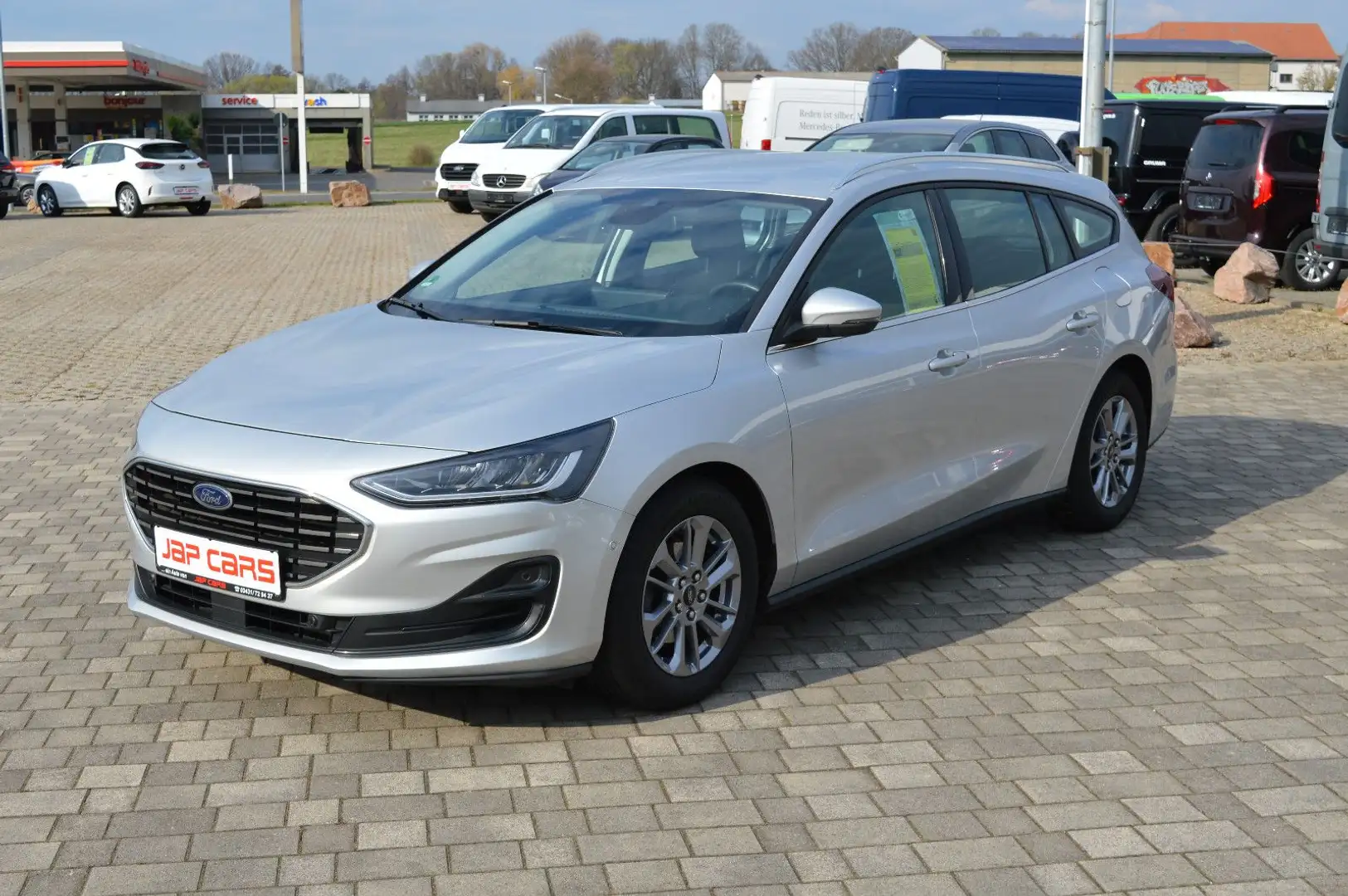 Ford Focus 1.5 EcoBlue Titanium Silber - 2