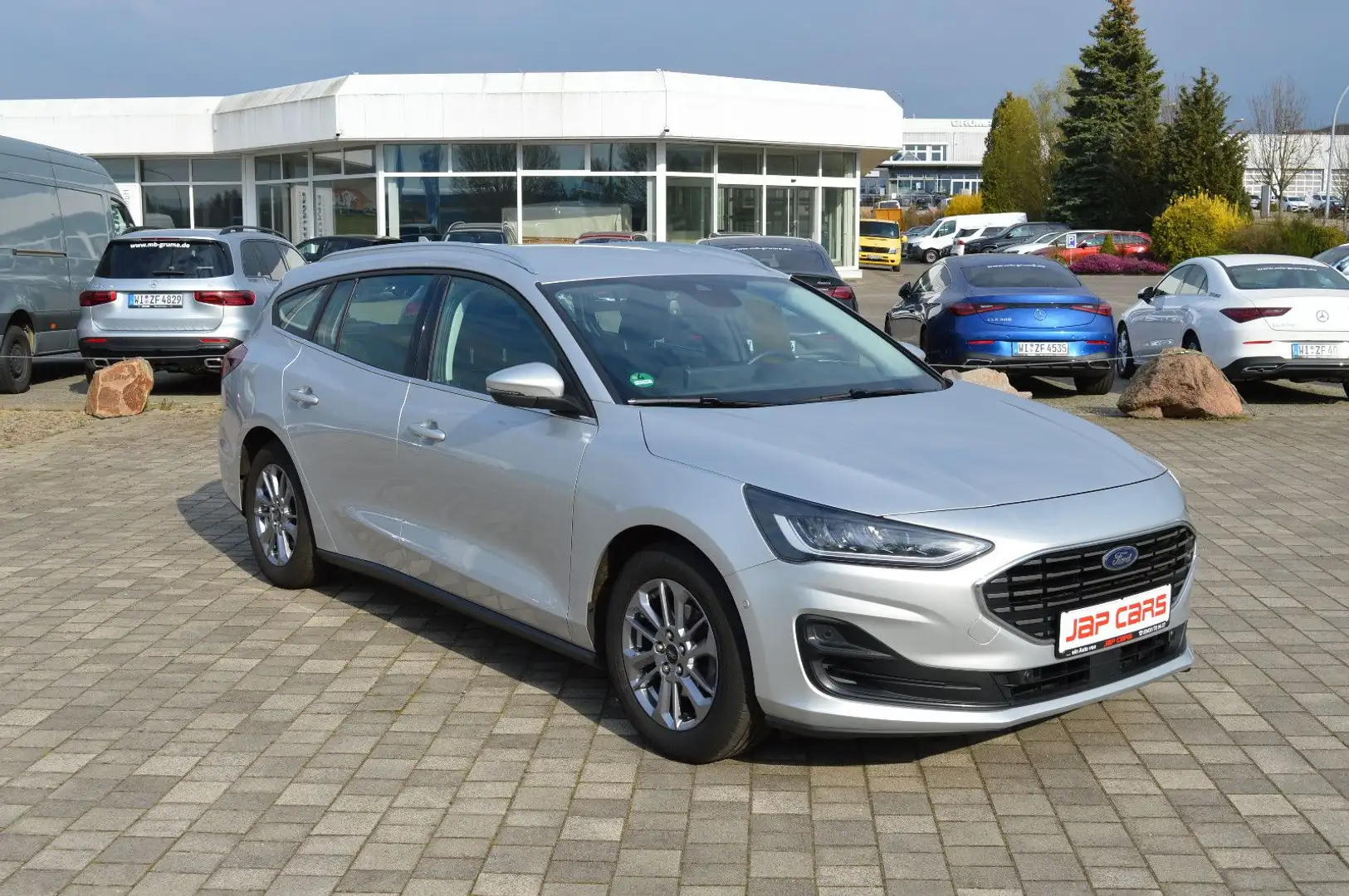 Ford Focus 1.5 EcoBlue Titanium Silber - 1