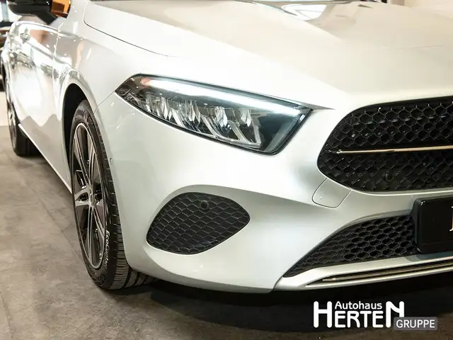 Mercedes-Benz A-Class view 13