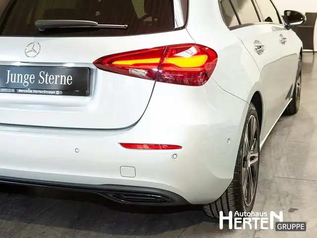 Mercedes-Benz A-Class view 14