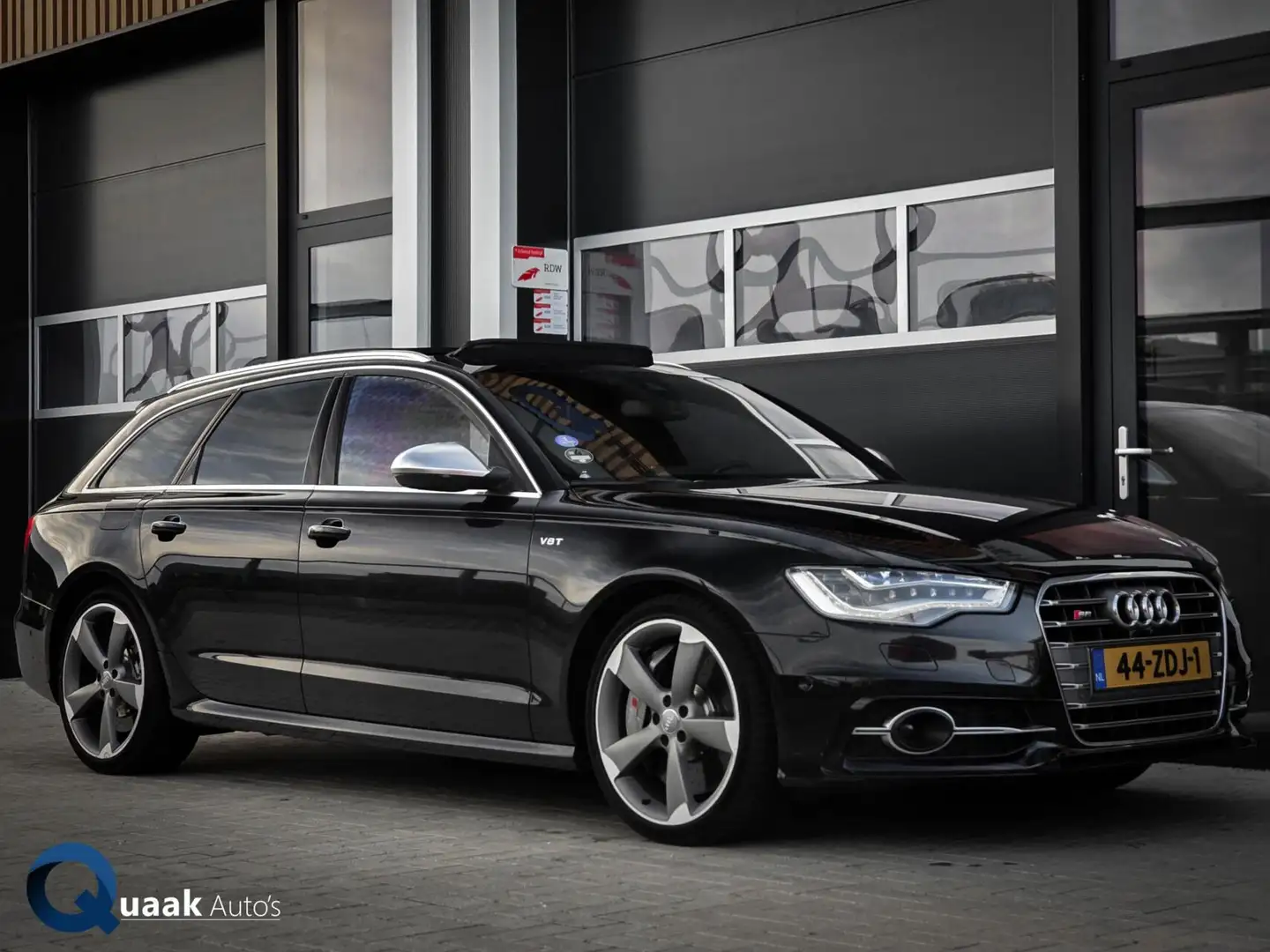Audi S6 Avant 4.0 TFSI Quattro | KERAMISCH | B&O | PANO | Zwart - 1