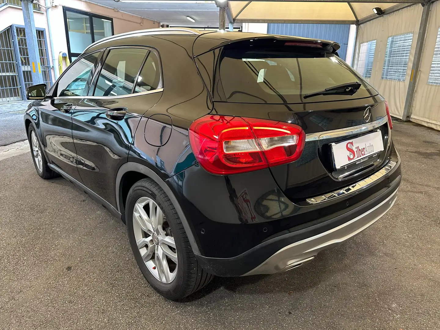 Mercedes-Benz GLA 220 220 d Sport 177cv auto Nero - 2