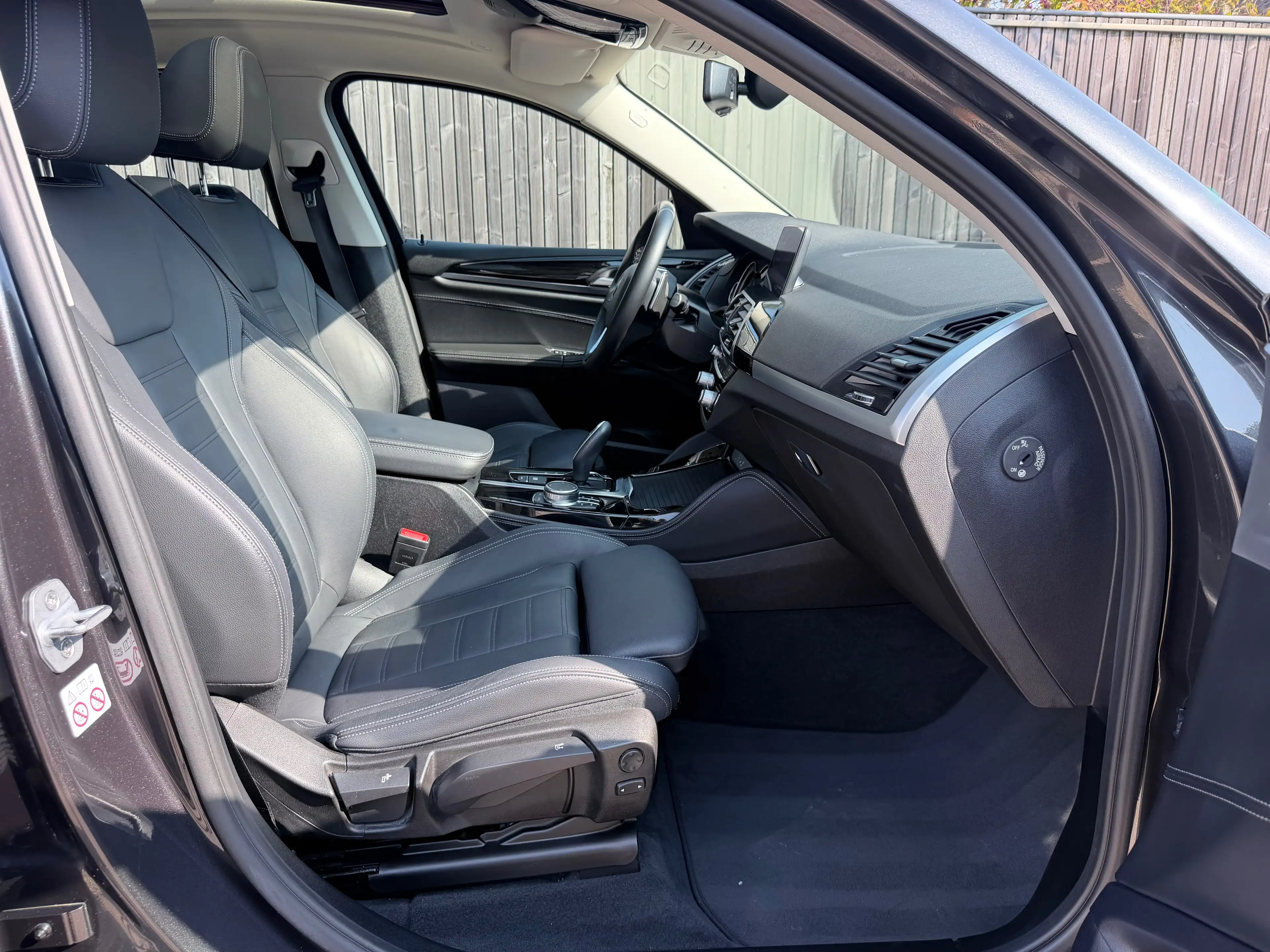 BMW X4 X4 2.0iA xDrive20 OPF * X-LINE * 1steHAND/1MAIN — photo 10