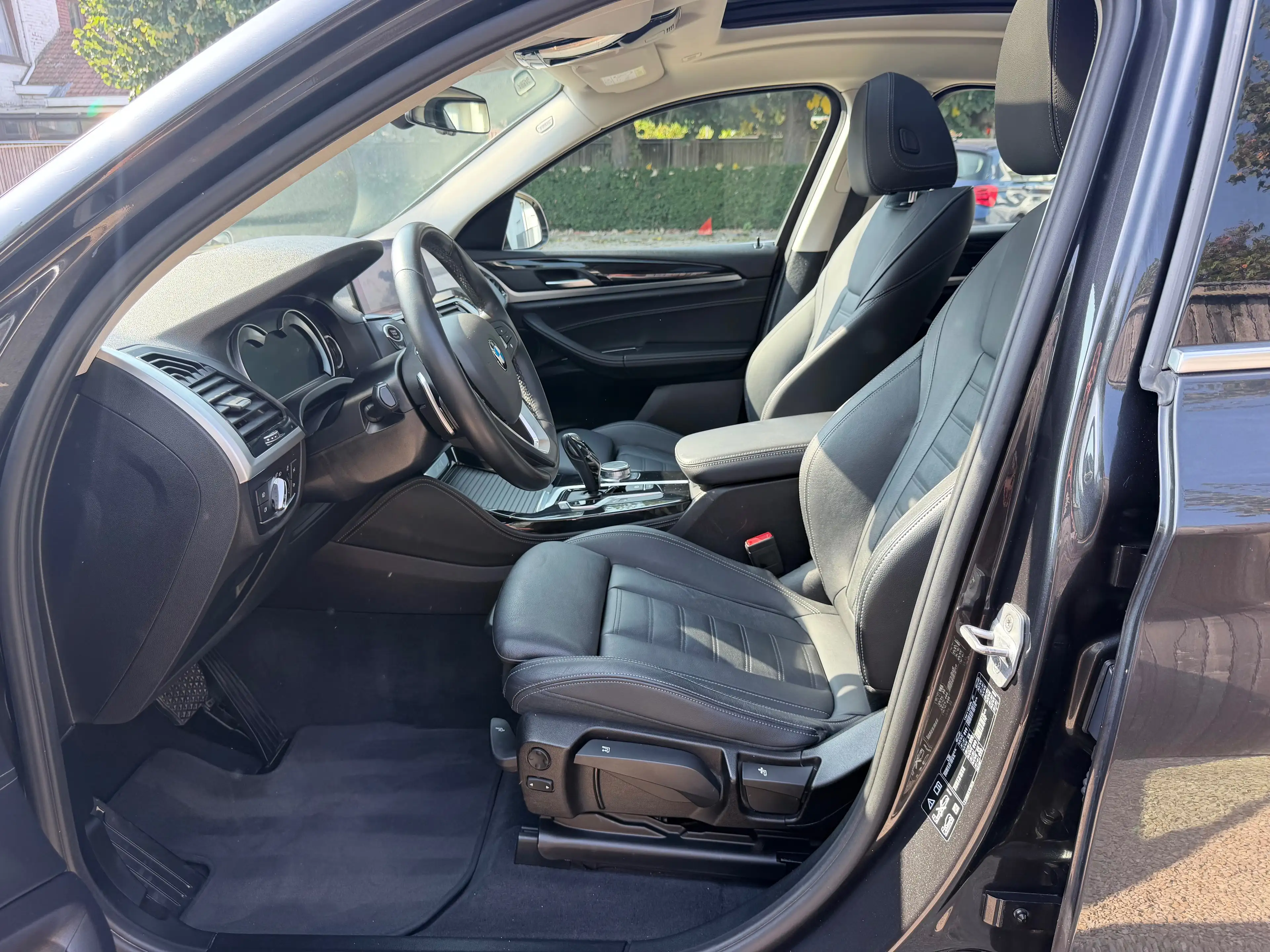 BMW X4 X4 2.0iA xDrive20 OPF * X-LINE * 1steHAND/1MAIN — photo 11