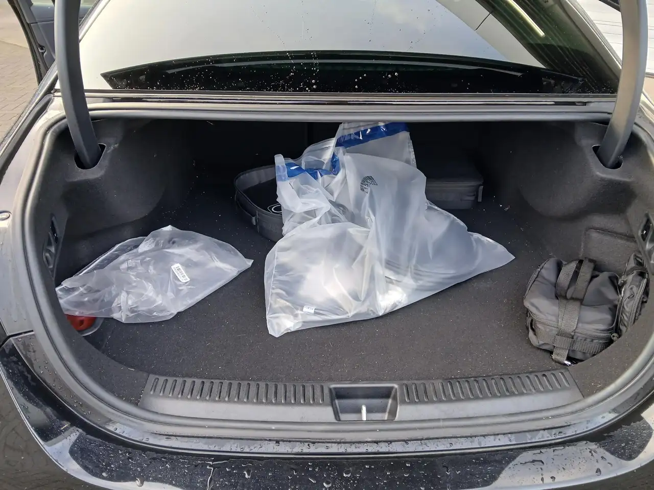 Mercedes-Benz E 300 DE Berline Luxury Line | Distronic | Smartphone In 10