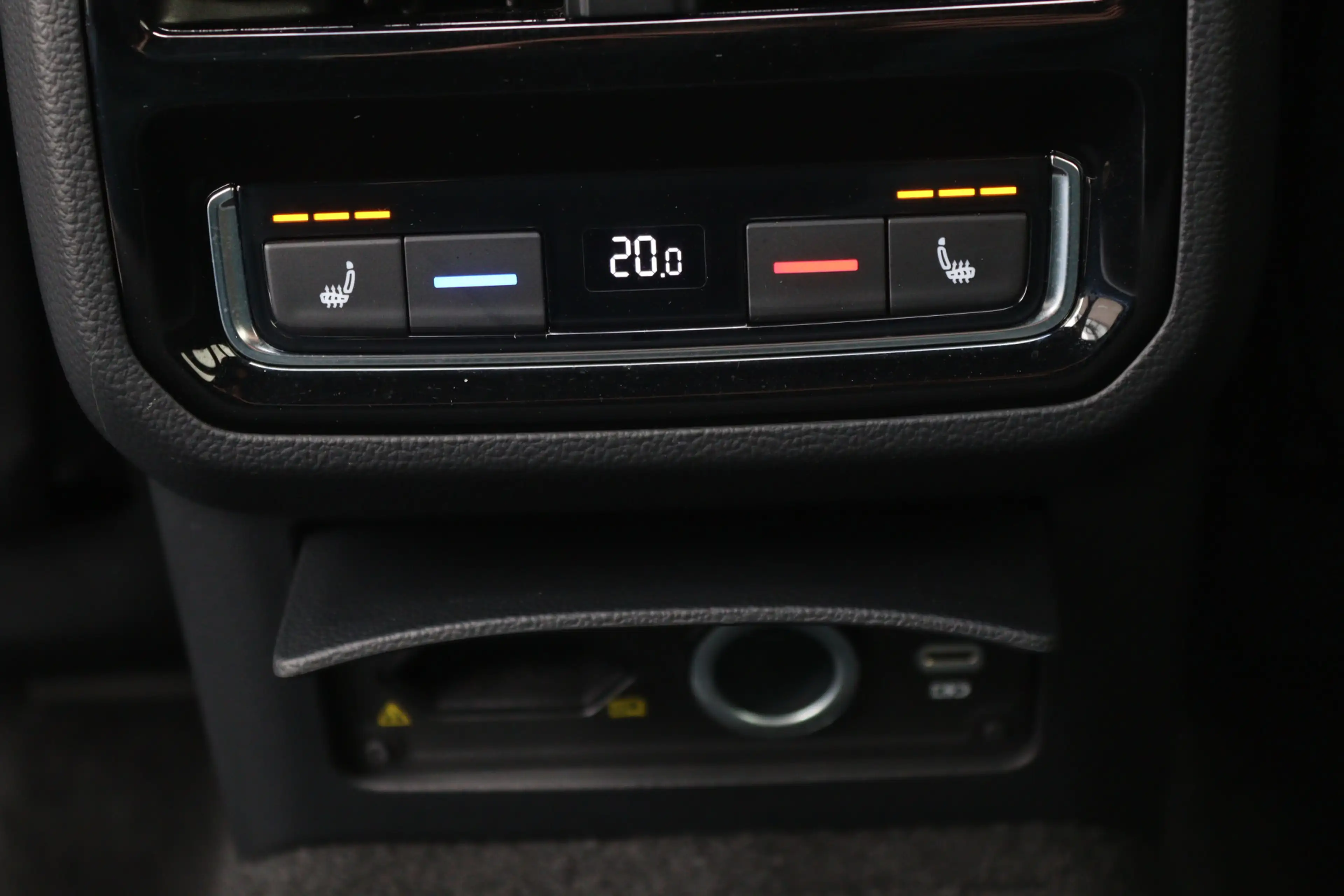 Volkswagen Arteon Shooting Brake 1.4 TSI eHybrid R-Line Pano/IQ.Ligh — photo 38