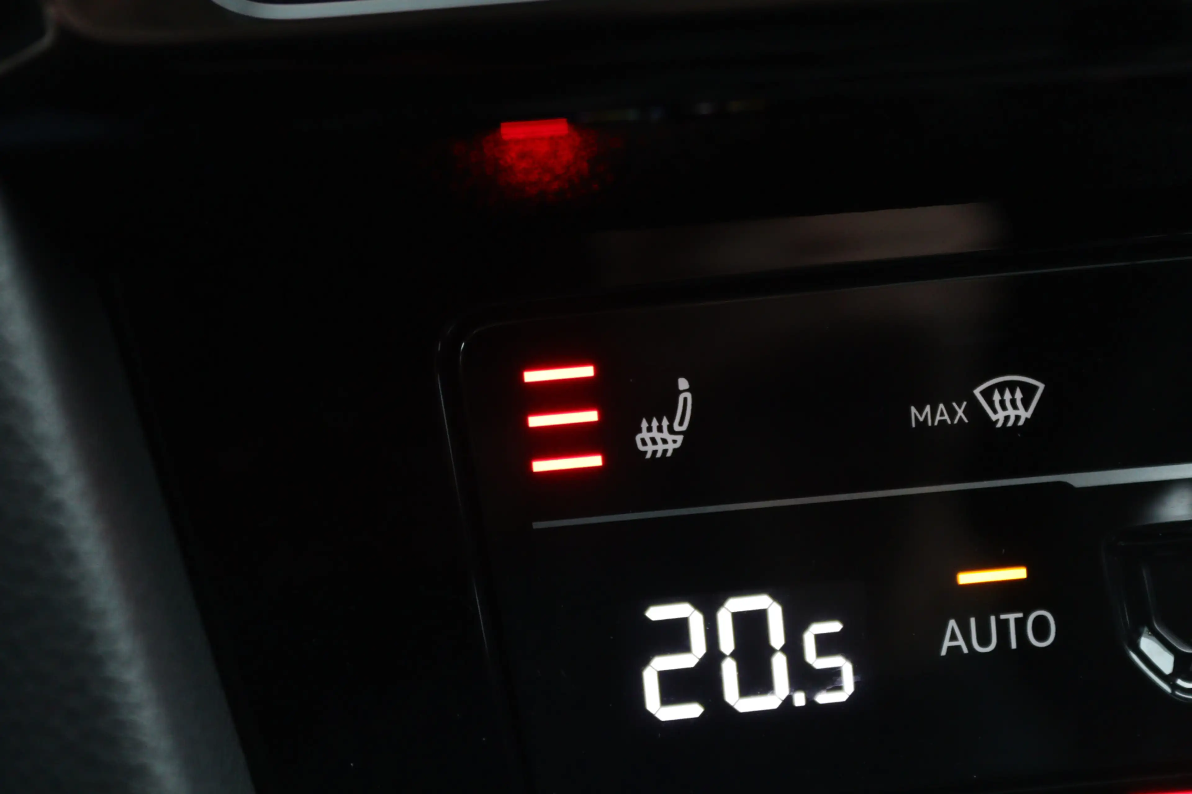 Volkswagen Arteon Shooting Brake 1.4 TSI eHybrid R-Line Pano/IQ.Ligh — photo 29