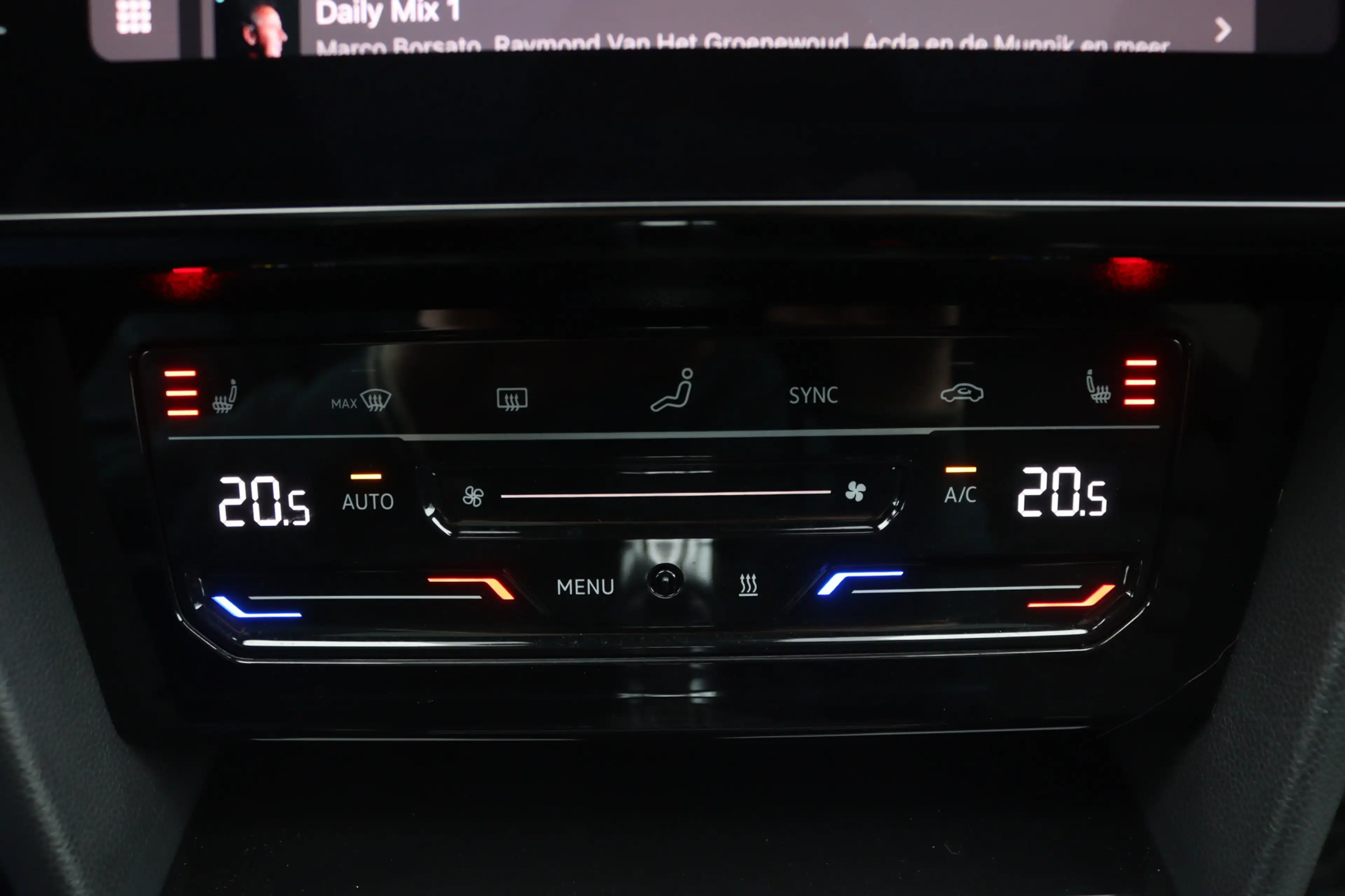 Volkswagen Arteon Shooting Brake 1.4 TSI eHybrid R-Line Pano/IQ.Ligh — photo 28