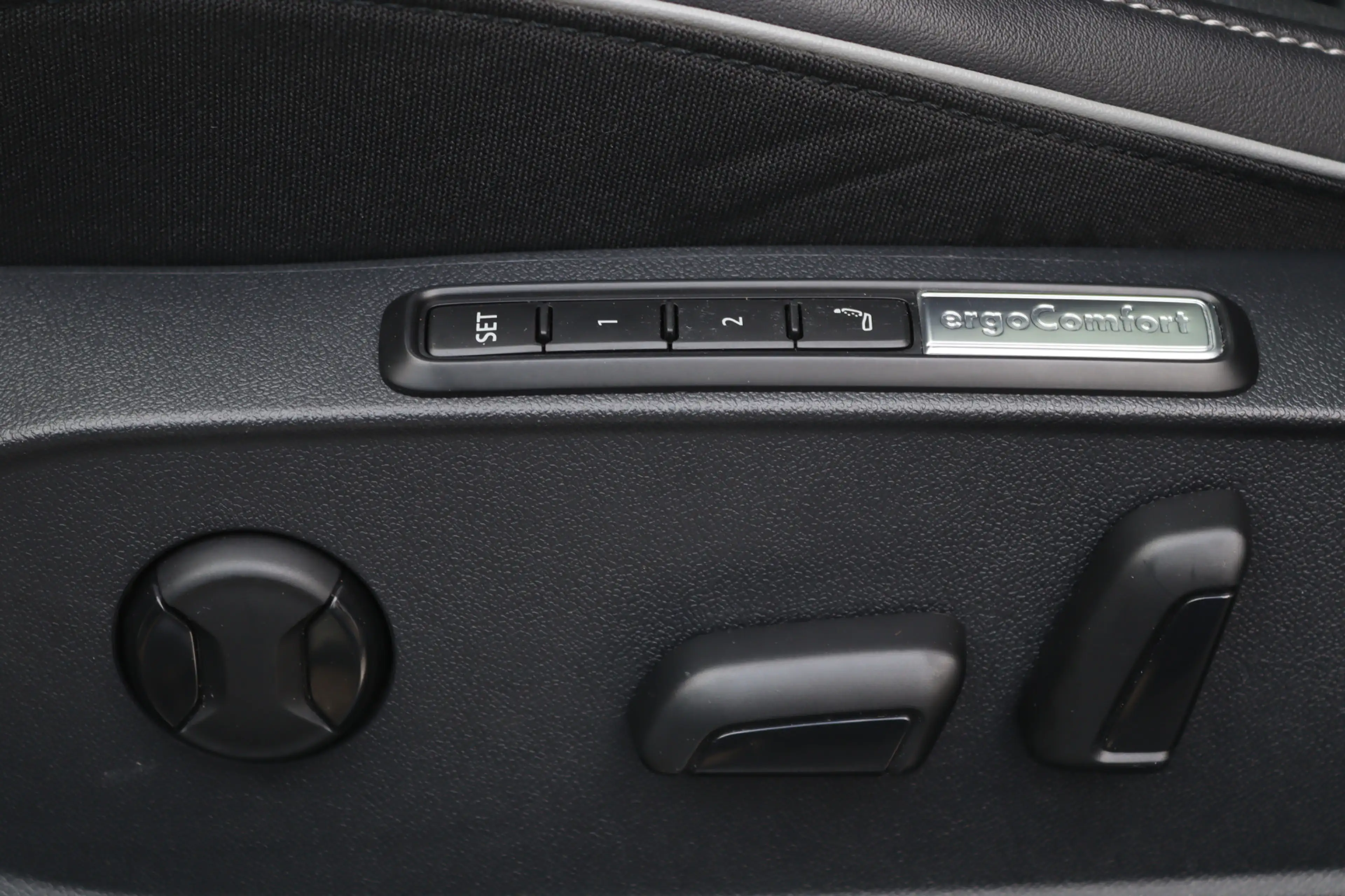 Volkswagen Arteon Shooting Brake 1.4 TSI eHybrid R-Line Pano/IQ.Ligh — photo 30