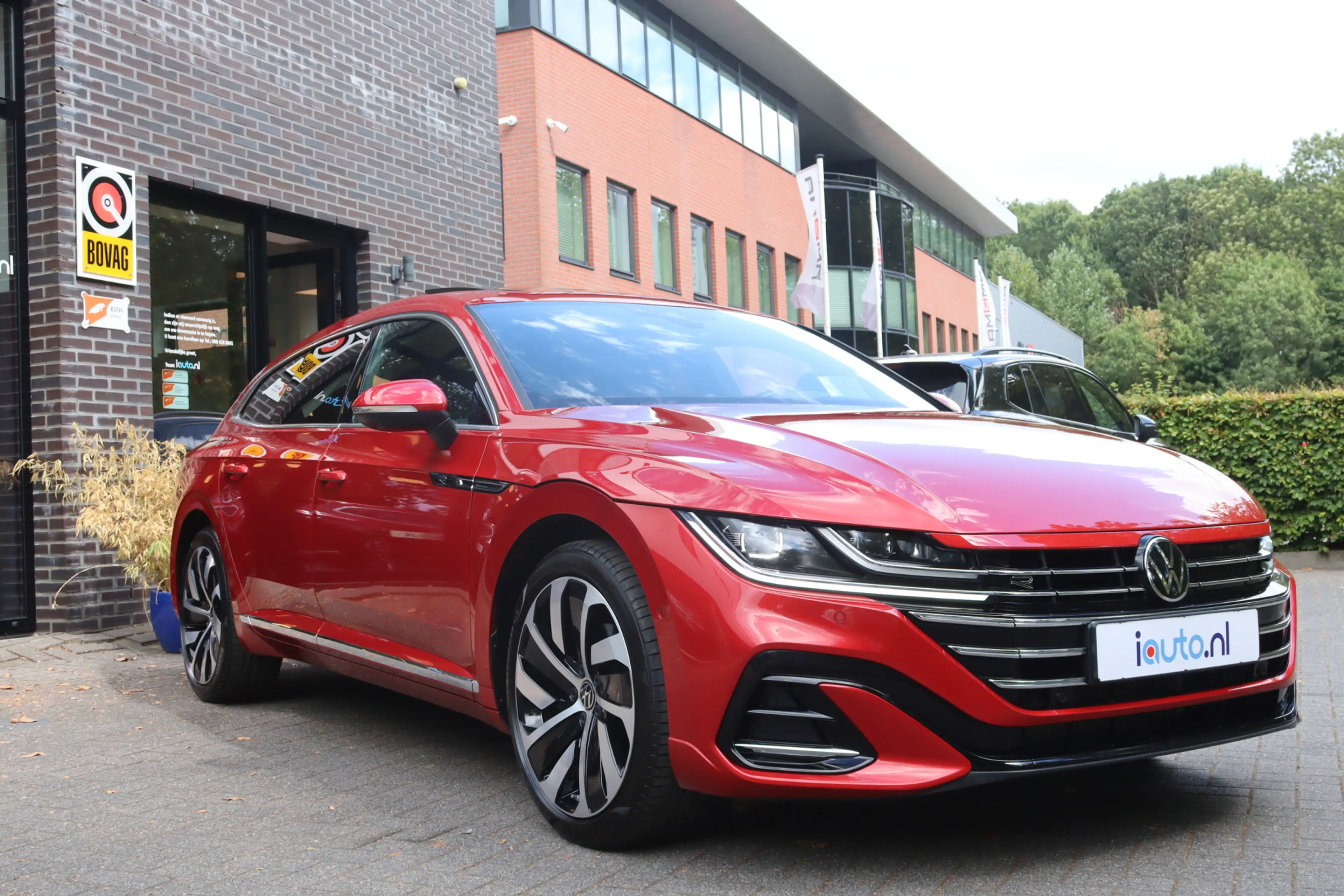 Volkswagen Arteon Shooting Brake 1.4 TSI eHybrid R-Line Pano/IQ.Ligh — photo 41