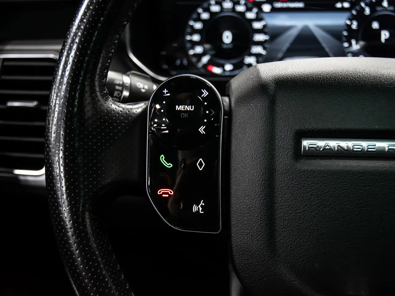Land Rover Range Rover Sport снимка Land Rover Range Rover Sport