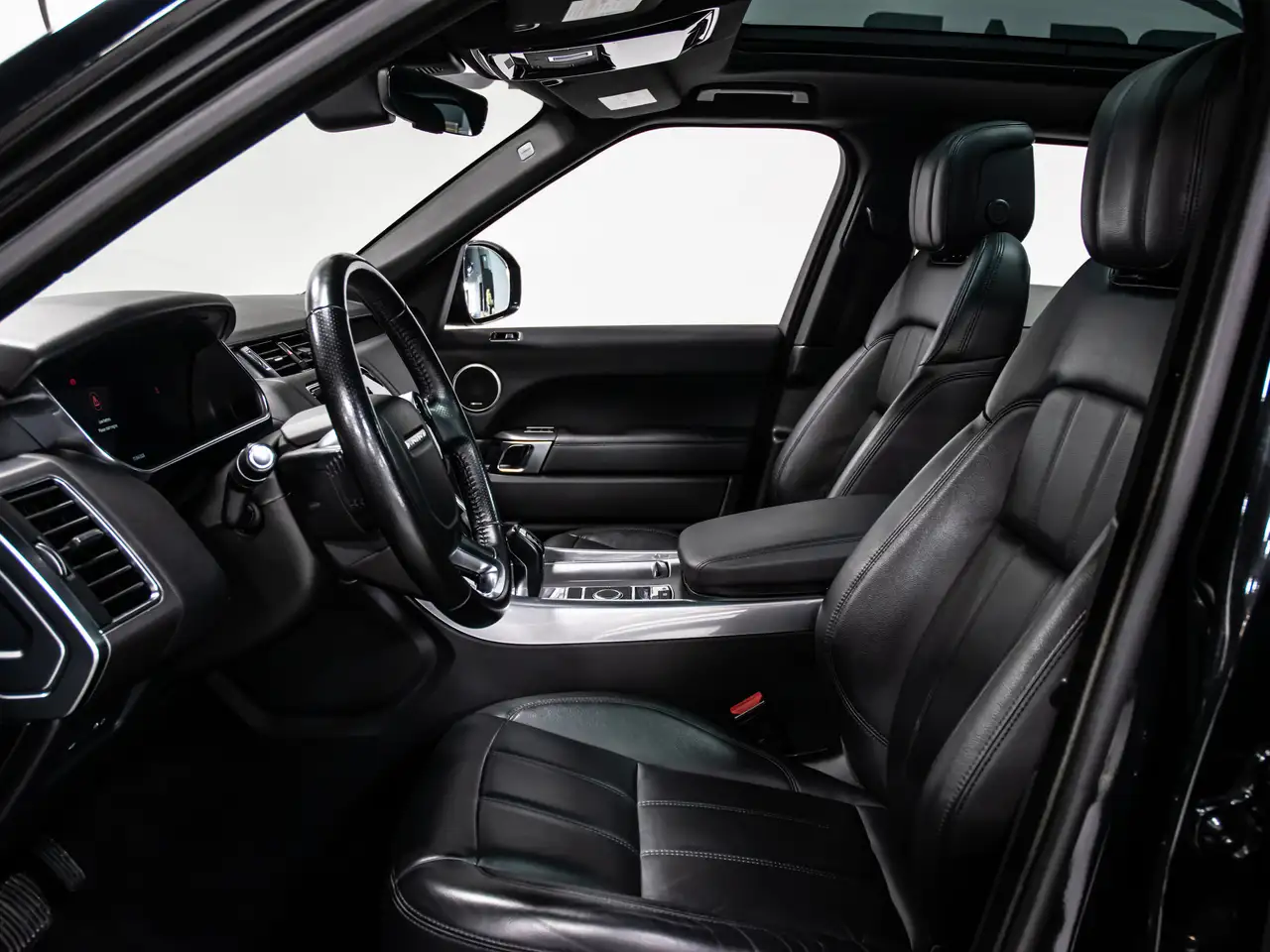 Land Rover Range Rover Sport снимка Land Rover Range Rover Sport