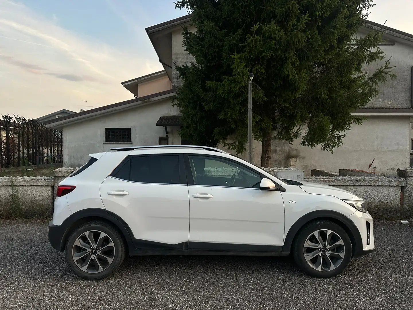Kia Stonic 1.6 crdi style 110cv - 1