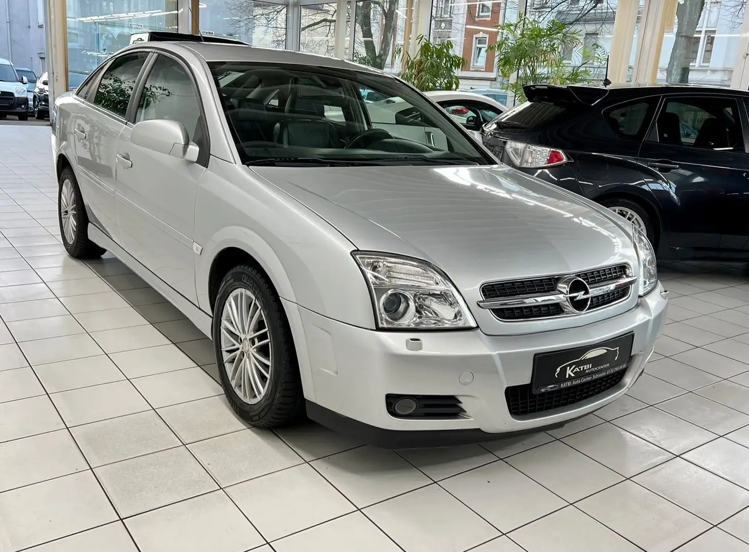 Opel Vectra C Lim. GTS 3.2 V6 Schalter HU 02.2026 Plateado - 2