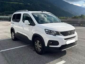 Rifter 1,5 BlueHDI mit Panoramadach
