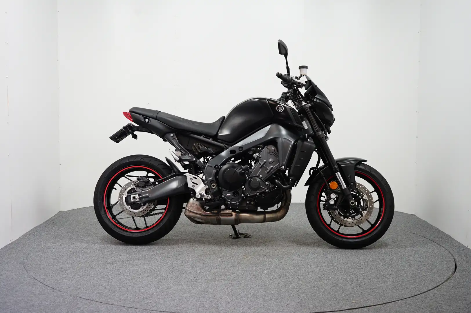 Yamaha MT-09 ABS Zwart - 1