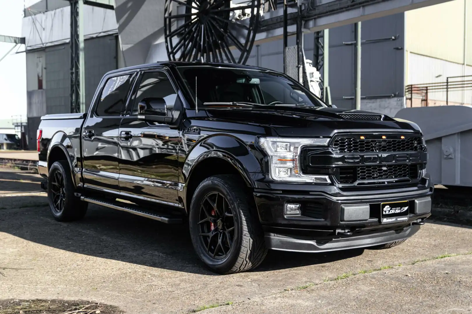 Ford F 150 USA 5.0 V8 Supercharged 650 PK Raptor Ram TRX Ori - 1