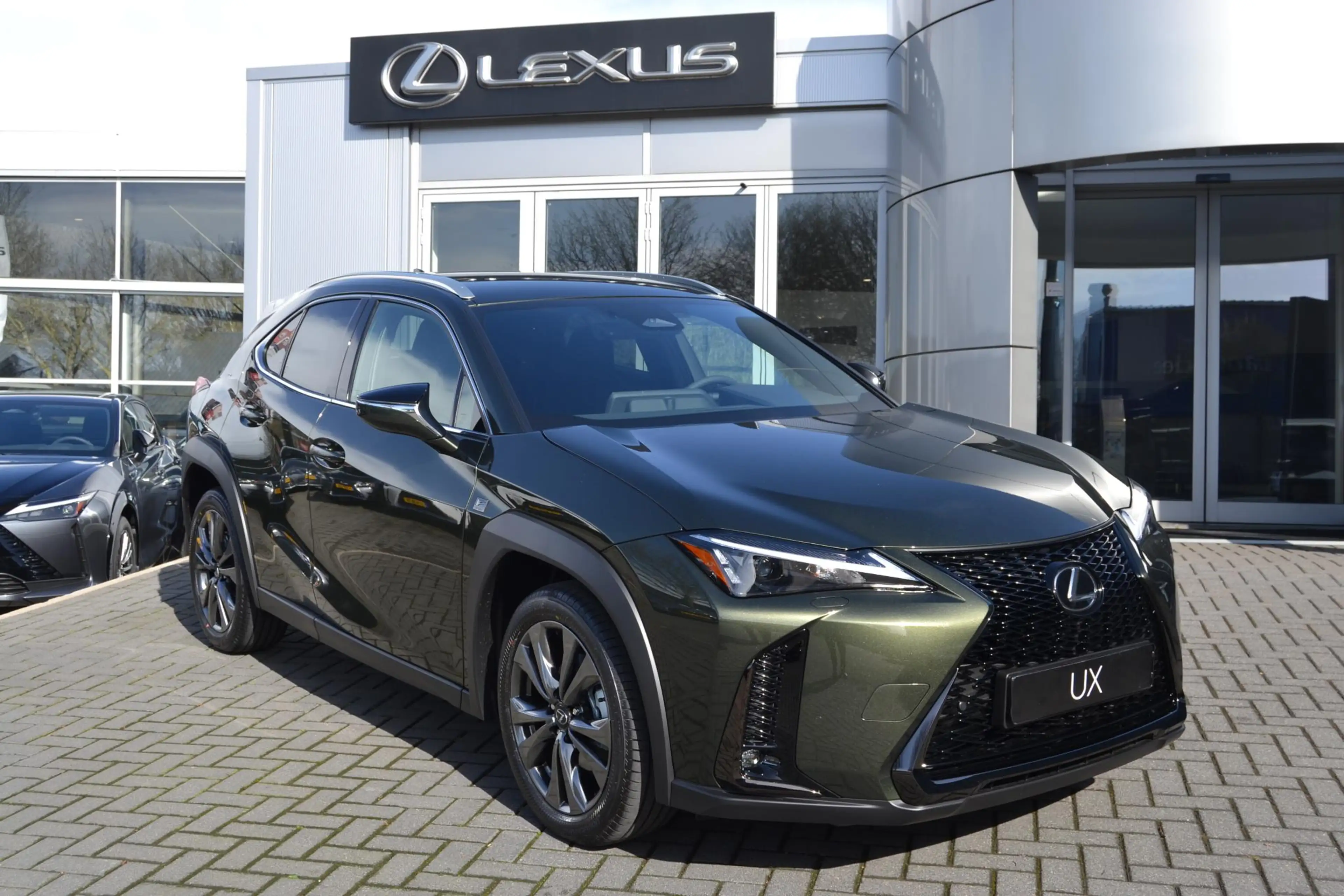 Lexus UX 300h 35th Edition NIEUW DIRECT-LEVERBAAR STUURVERW STOE — photo 9