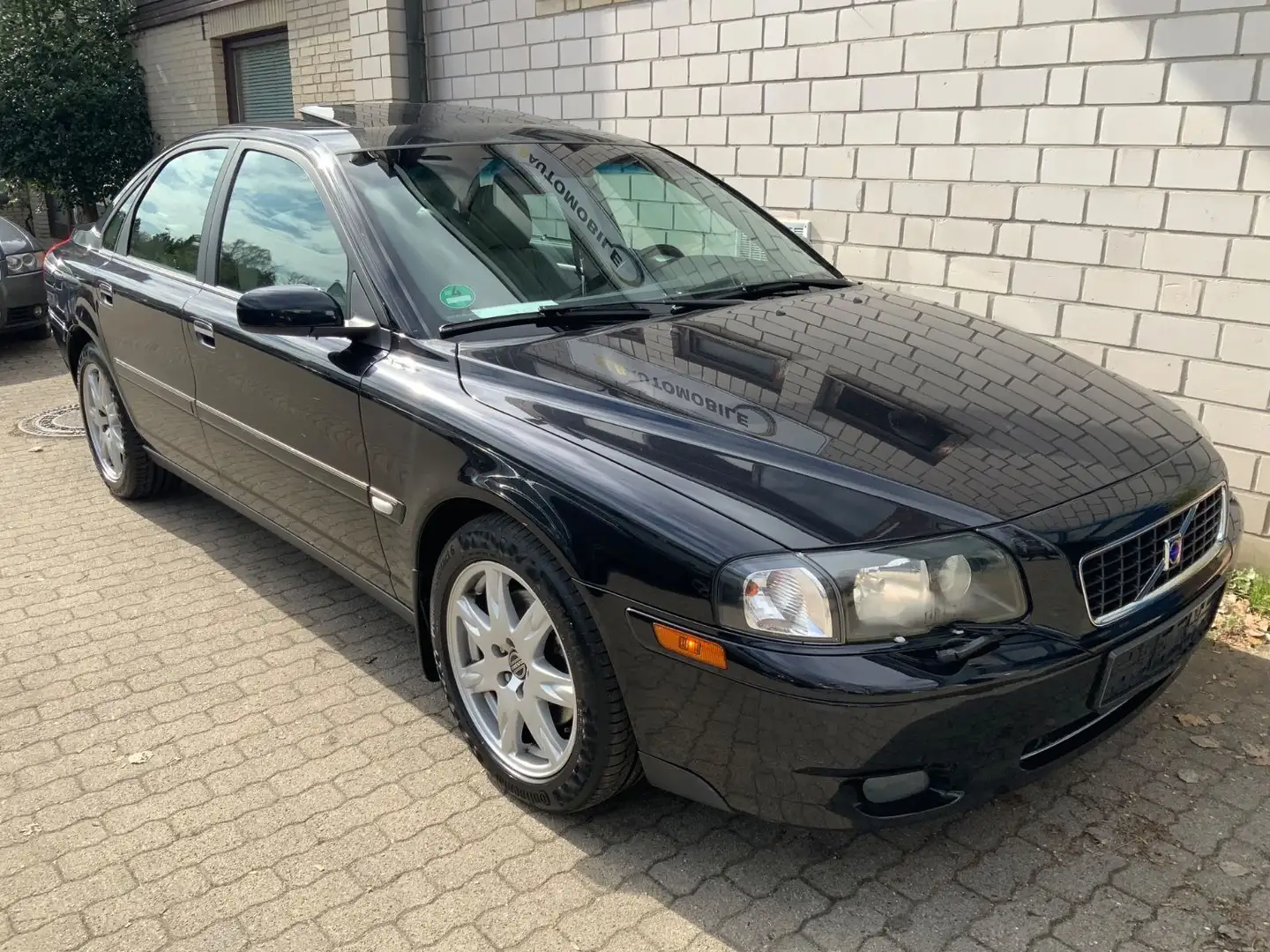Volvo S80 Lim. 2.5 T Aut. Leder/Schiebedach/Navi/Xenon Schwarz - 1