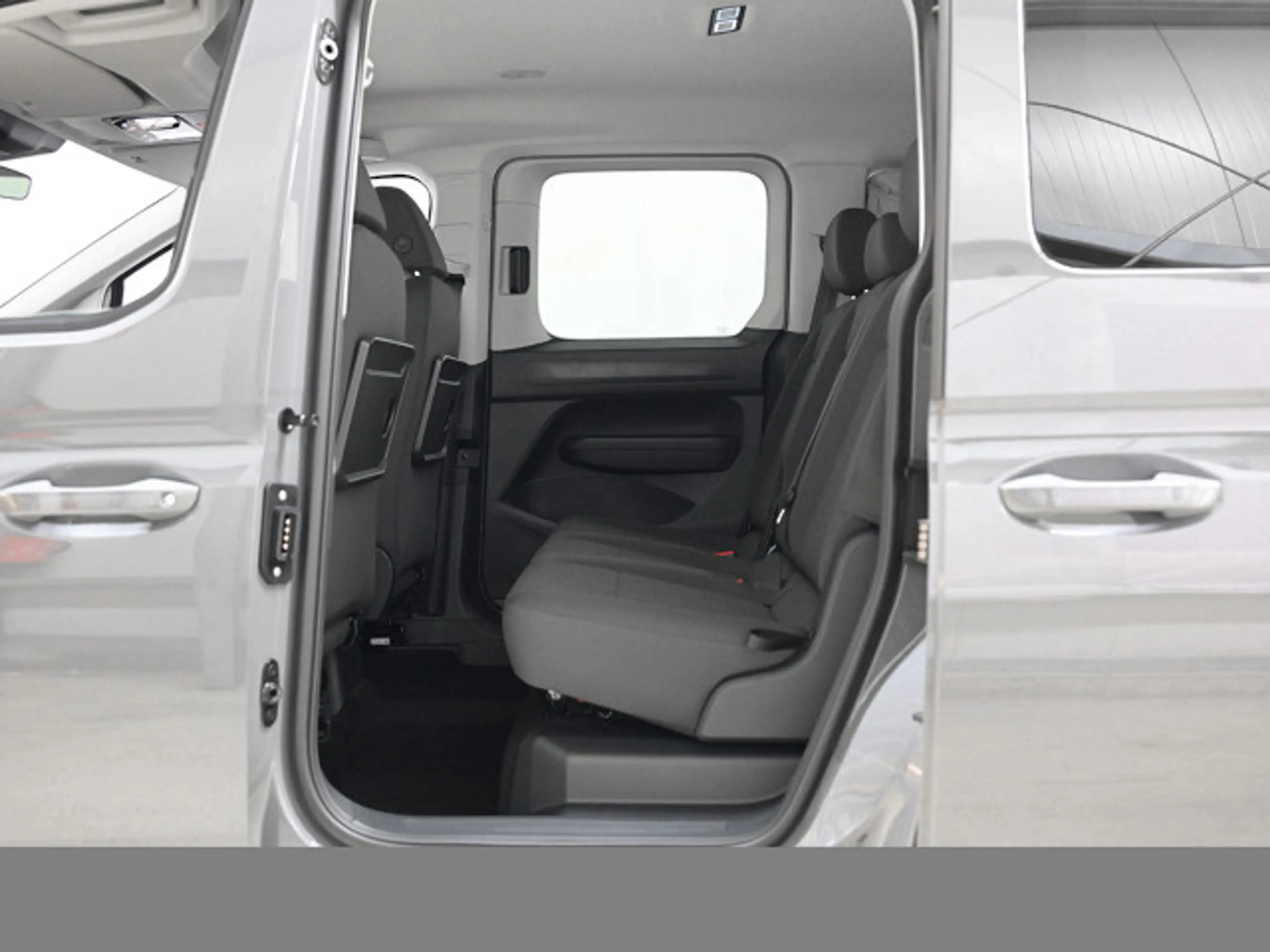 Volkswagen Caddy 1.5 TSI UPE 43.083€ GJR Klima W — photo 13