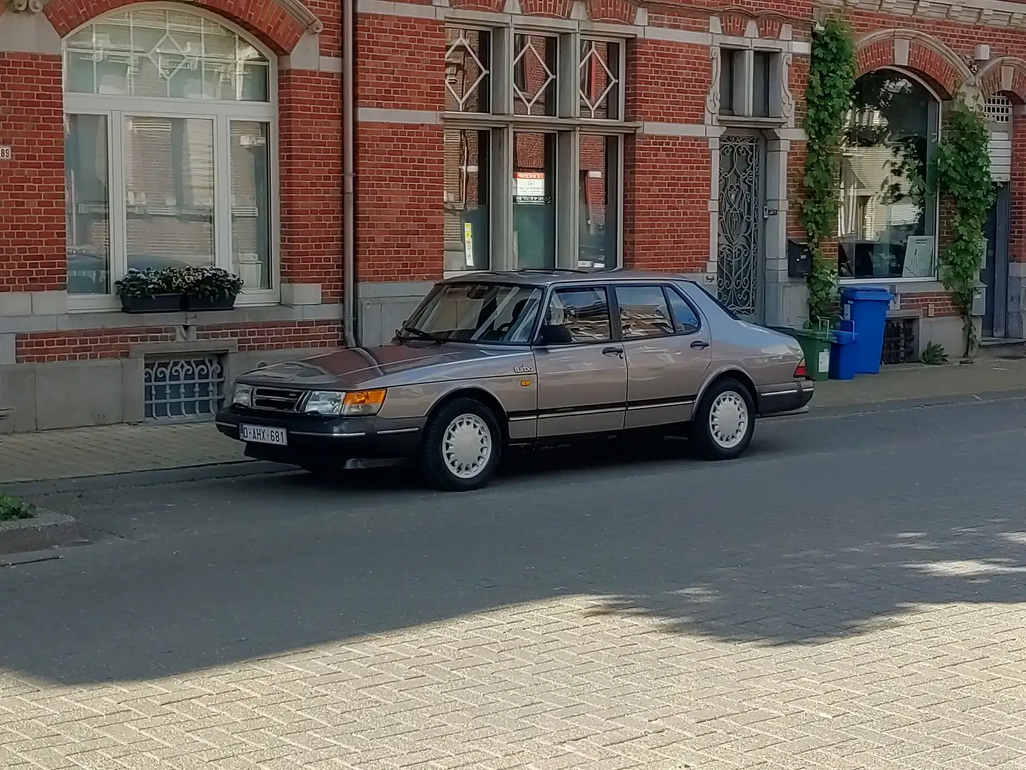 Saab 900 turbo sedan 8v Gris - 1