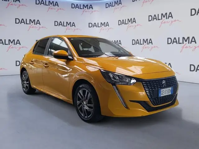 Peugeot 208 view 7