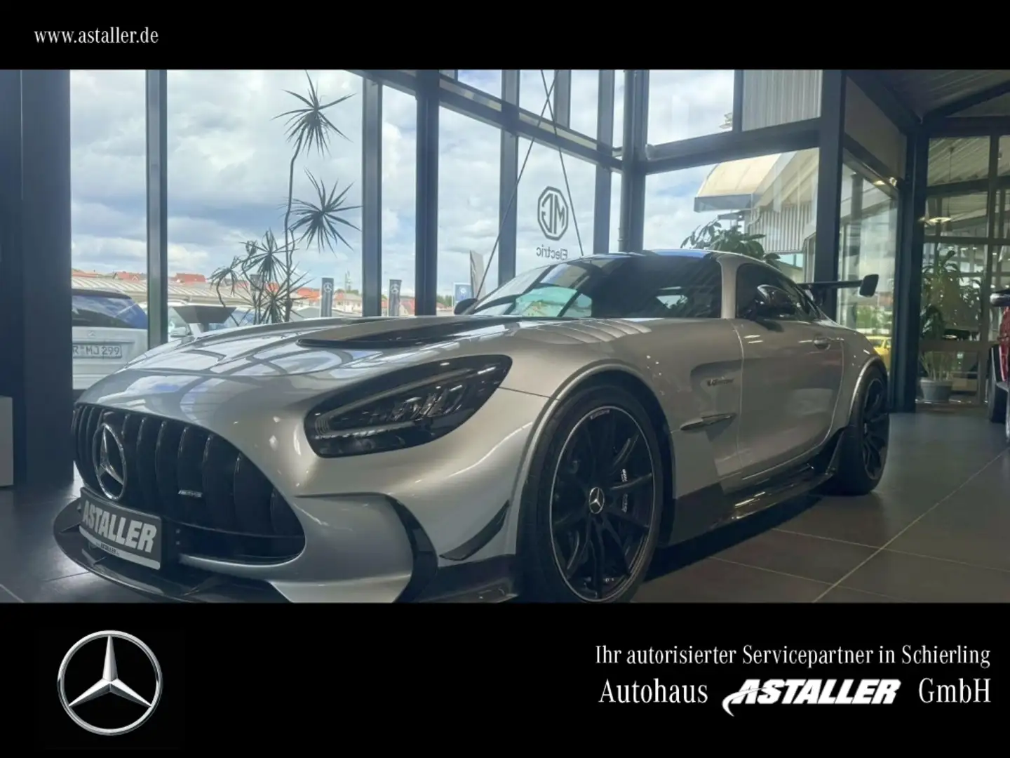 Mercedes-Benz AMG GT Black Series Carbonpak+Keramikbremse+Burm Gümüş rengi - 1