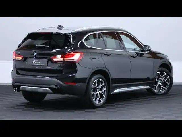 BMW X1 view 5