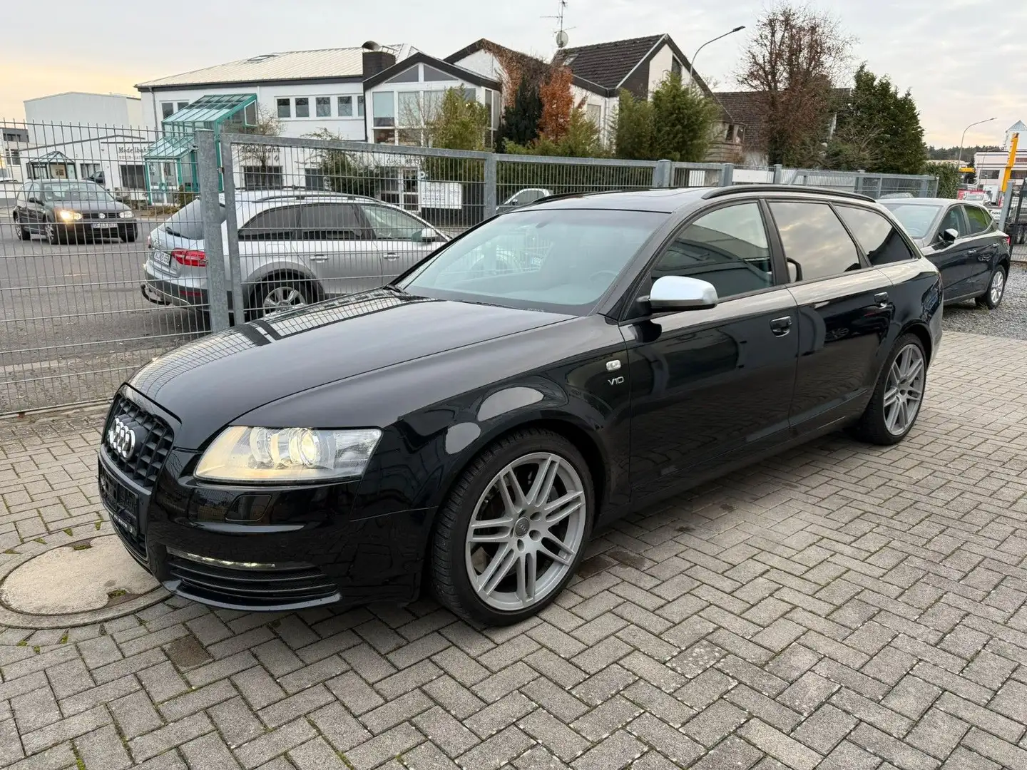 Audi S6 Avant 5.2 quattro Xenon Navi Noir - 1