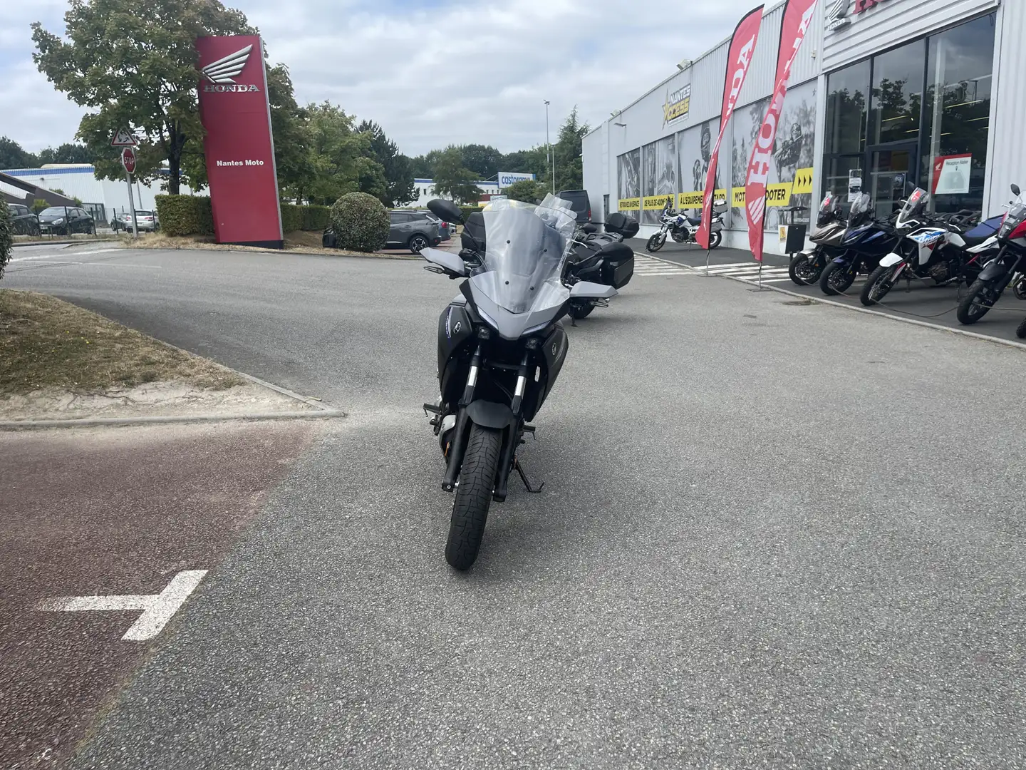 Yamaha Tracer 7 Gris - 2