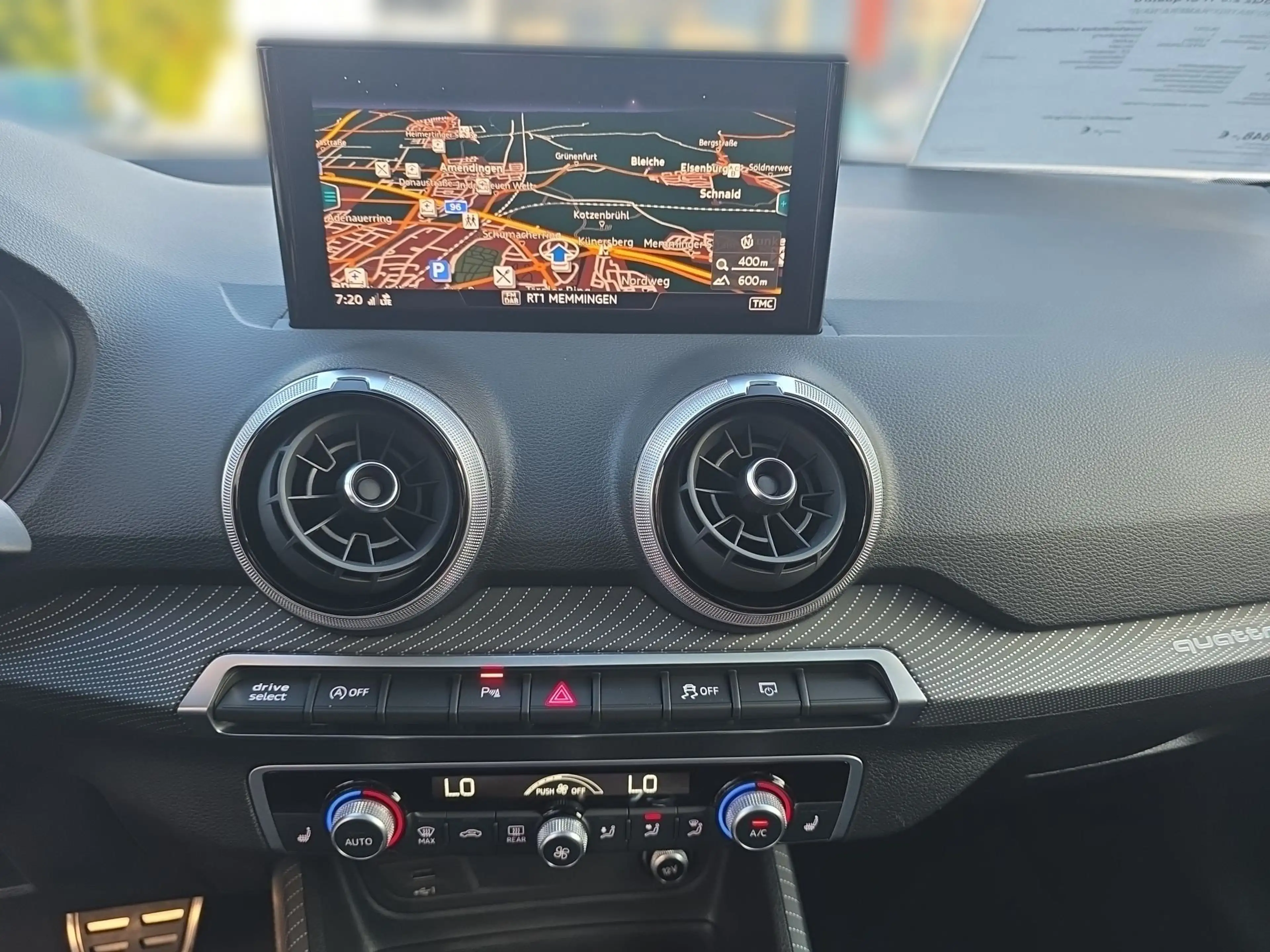 Audi SQ2 2.0 TFSI quattro *PANO*MATRIX*KAMERA*NAVI* — photo 12