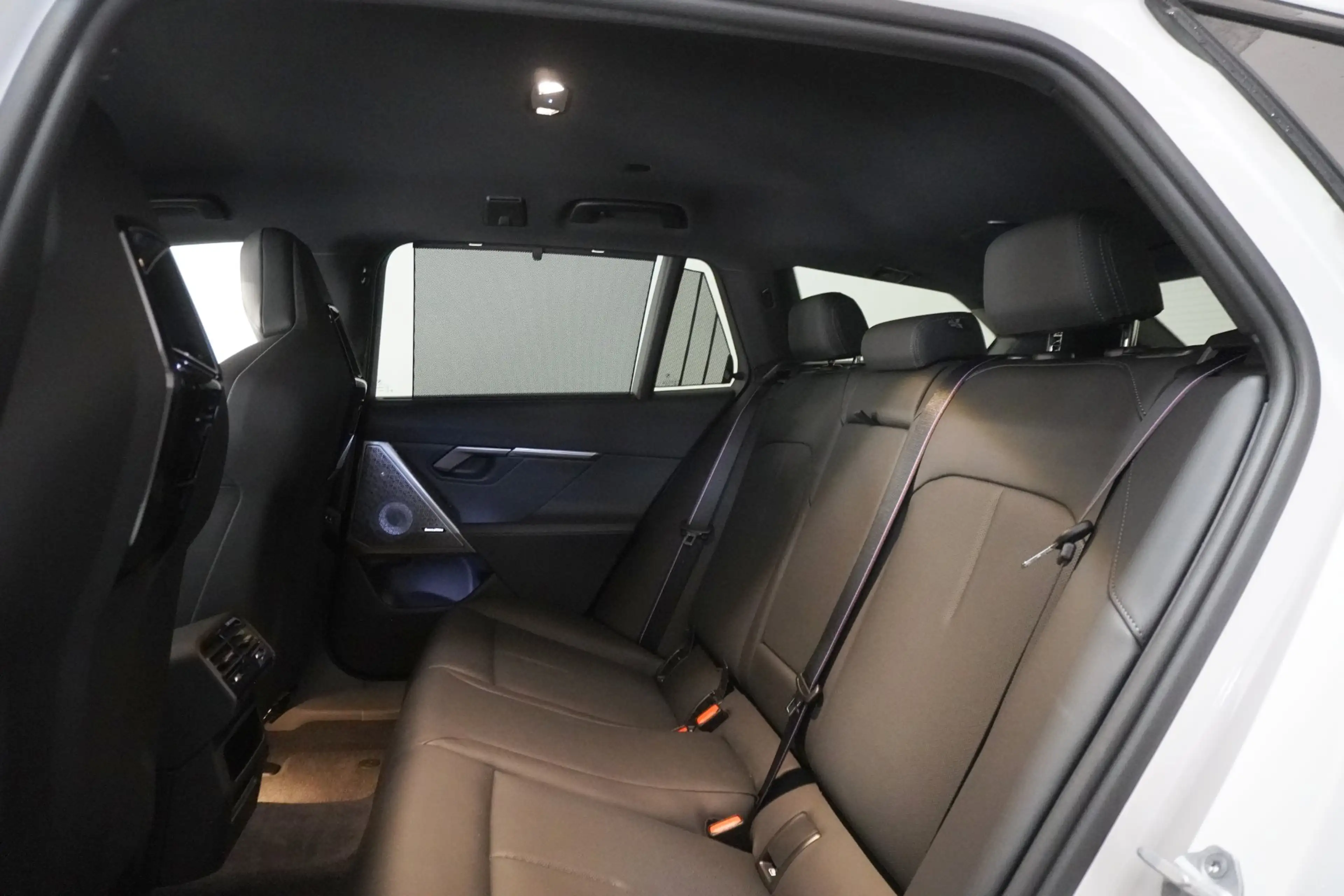 BMW M5 — photo 9