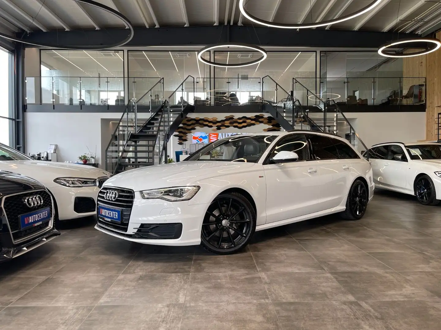 Audi A6 Avant 2.0 TDI ultra *S-LINE*NAVI*AHK*ACC*PDC* Blanco - 1