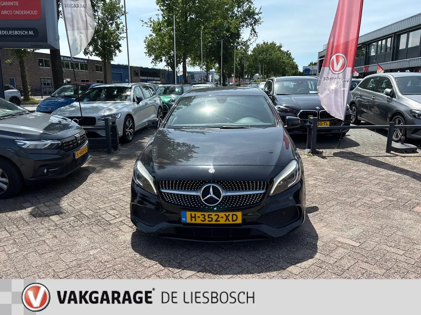 Mercedes-Benz A 180 Prestige,AMG,FACE LIFT,NAVI,STOELVERW.BOEKEN Zwart - 2