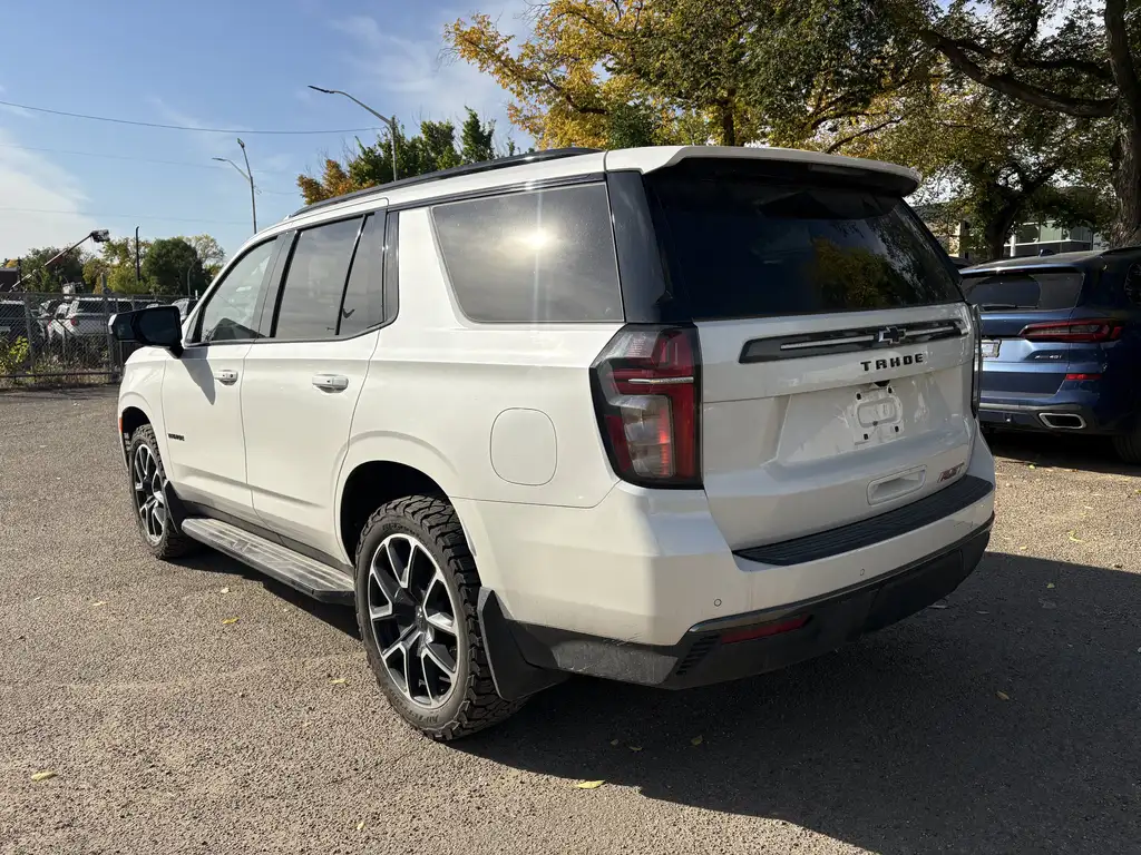 2022 Chevrolet Tahoe RST | CarPlay | Power Liftgate | Tri-Zone Climate — photo 6